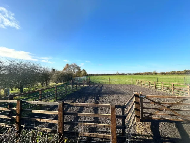 Bawtry Pawfect Secure Dog Field, Doncaster